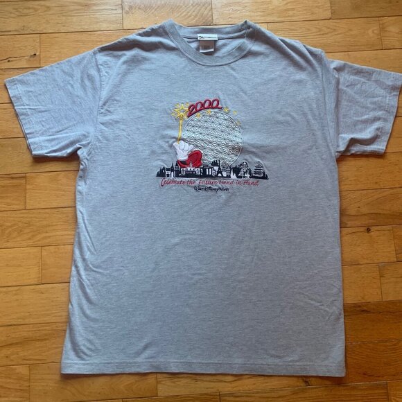 Disney EPCOT 2000 Embroidered Tee Size L Vintage - Picture 2 of 11